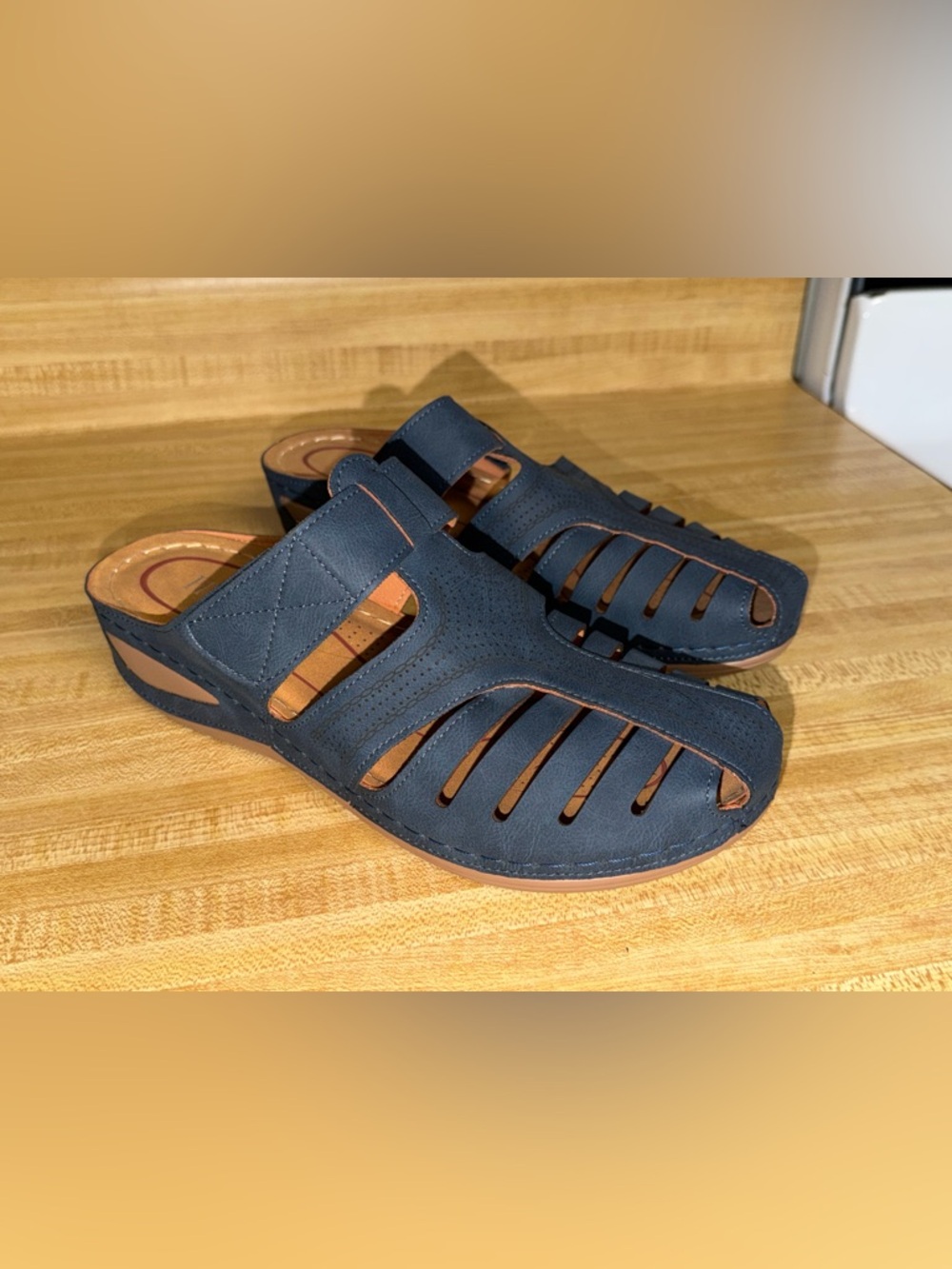 Charente women's size 10 Harence clog mules sandals slip on adjustable size 41